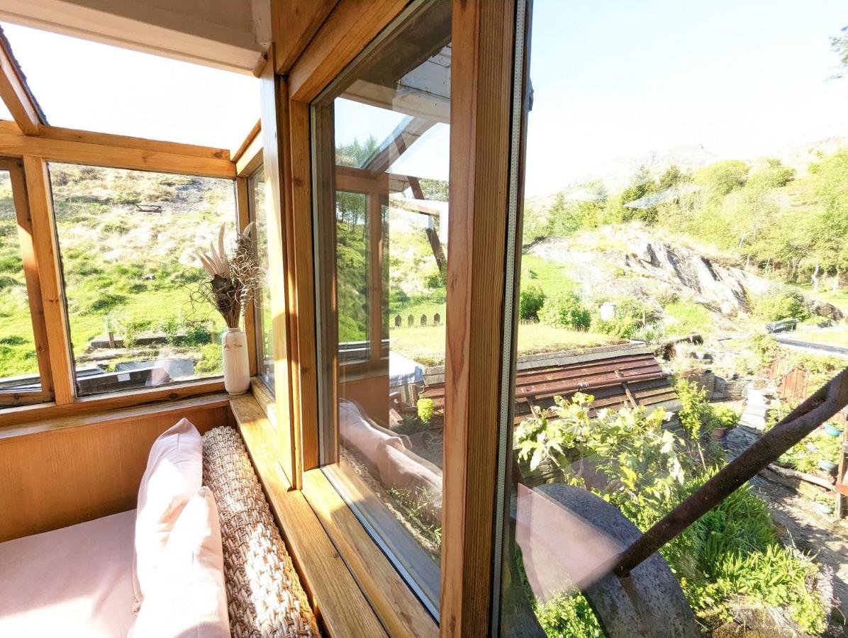 Гостевой дом Bryn Elltyd Eco House Блайнай-Фестиниог Экстерьер фото