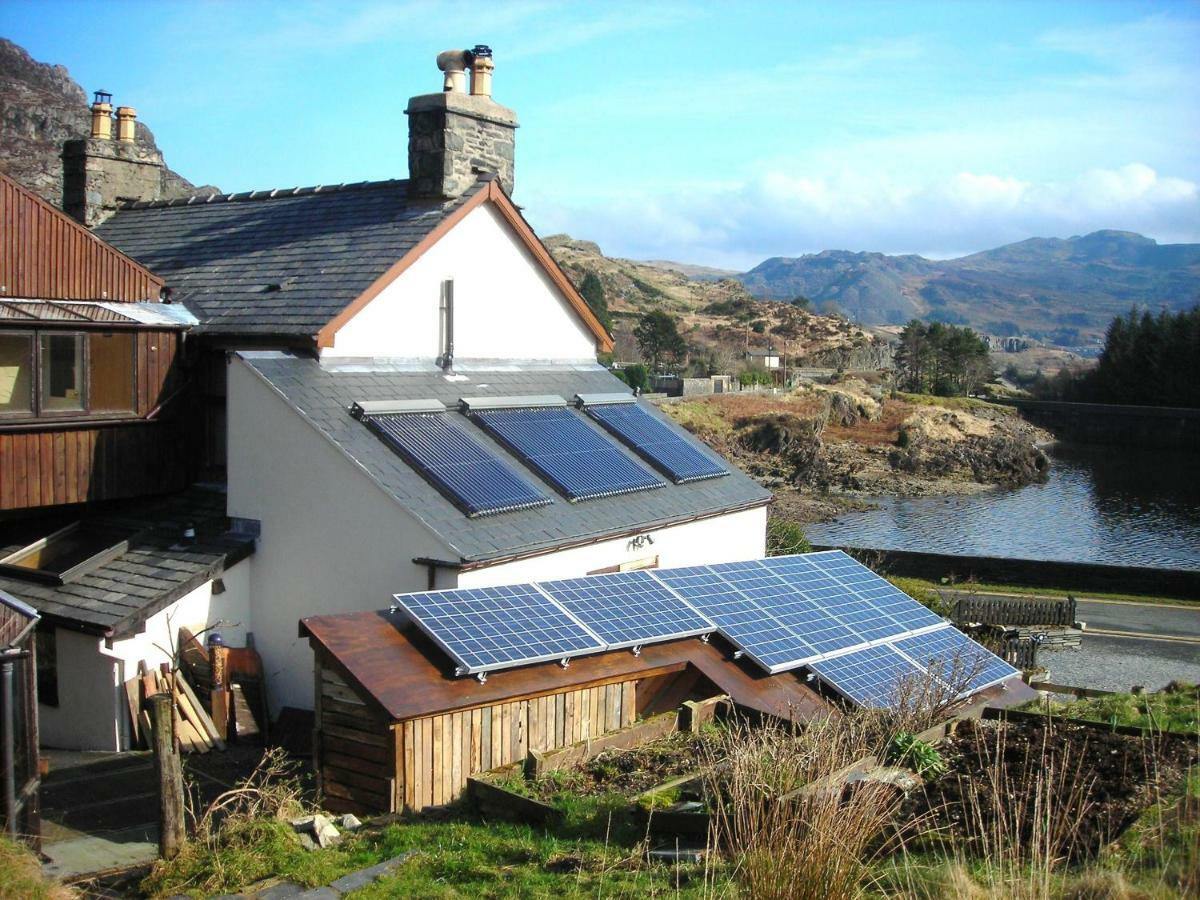 Гостевой дом Bryn Elltyd Eco House Блайнай-Фестиниог Экстерьер фото